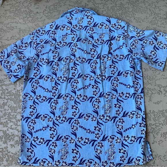 Hawaiian Shirt - Picture 5 of 5